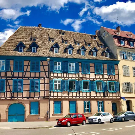 Cosy & Quiet Flat In Historical Lively Center Of *