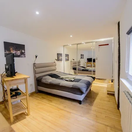 Cosy & Quiet Flat In Historical Lively Center Of *