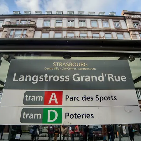 アパート Cosy & Quiet Flat In Historical Lively Center Of *