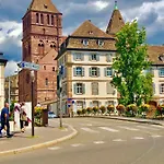 Apartament Cosy & Quiet Flat In Historical Lively Center Of Strasburg