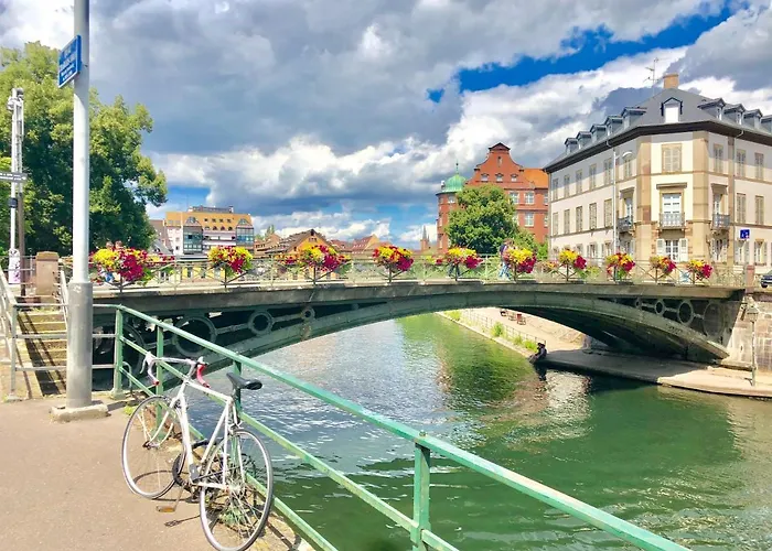 Cosy & Quiet Flat In Historical Lively Center Of * Strasbourg