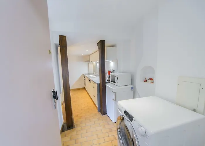 Cosy & Quiet Flat In Historical Lively Center Of *